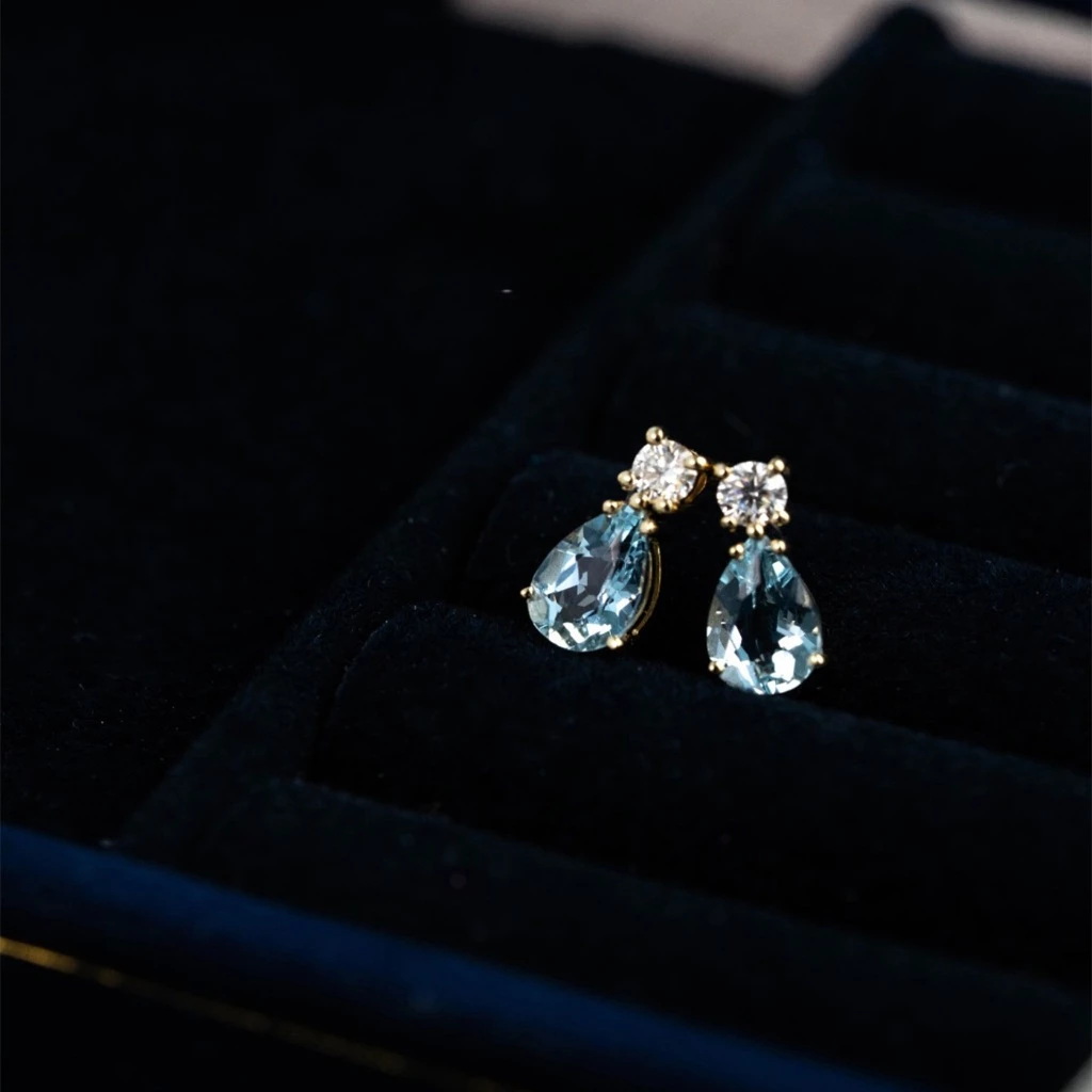 [New Arrival] Bông tai bạc 𝐒𝐞𝐫𝐞𝐧𝐞 𝐁𝐥𝐮𝐞 MATERA S925 khuyên tai giọt nước đính đá xanh biển MBT49